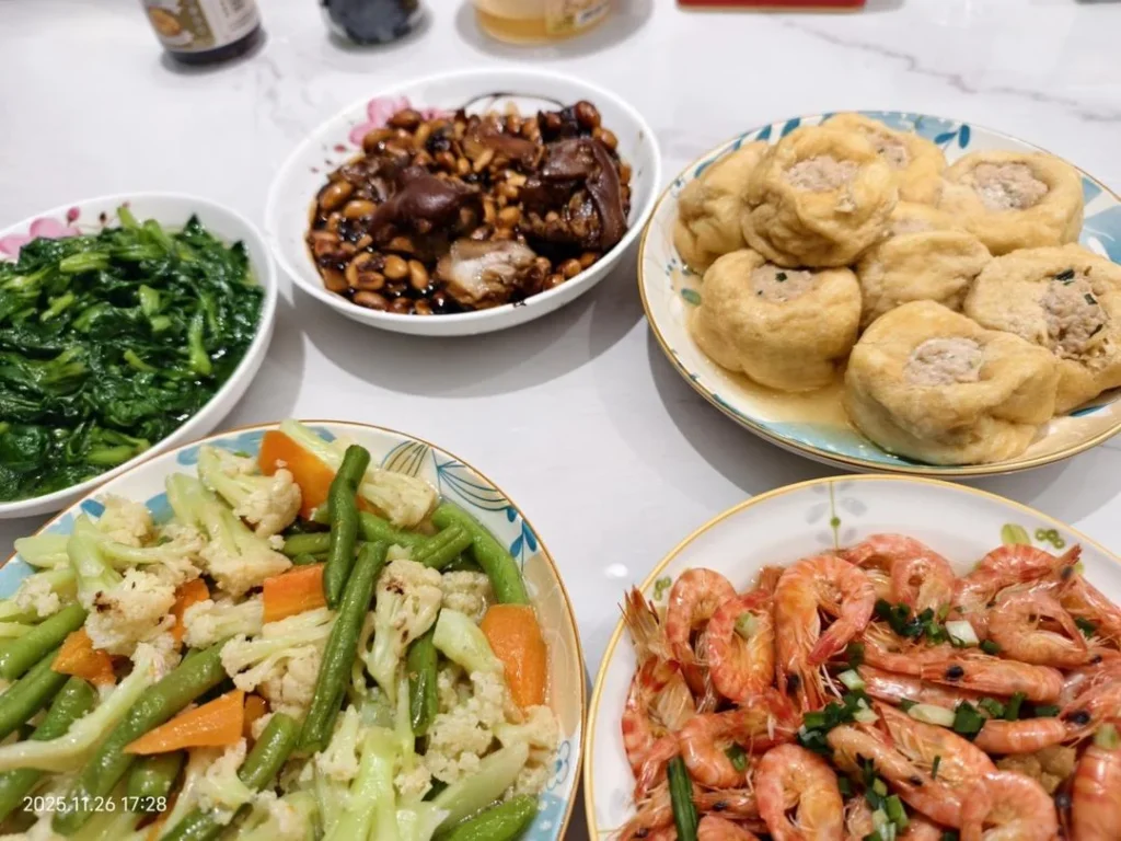 Stuffed Fried Tofu Puffs and Other Home-Style Dishes