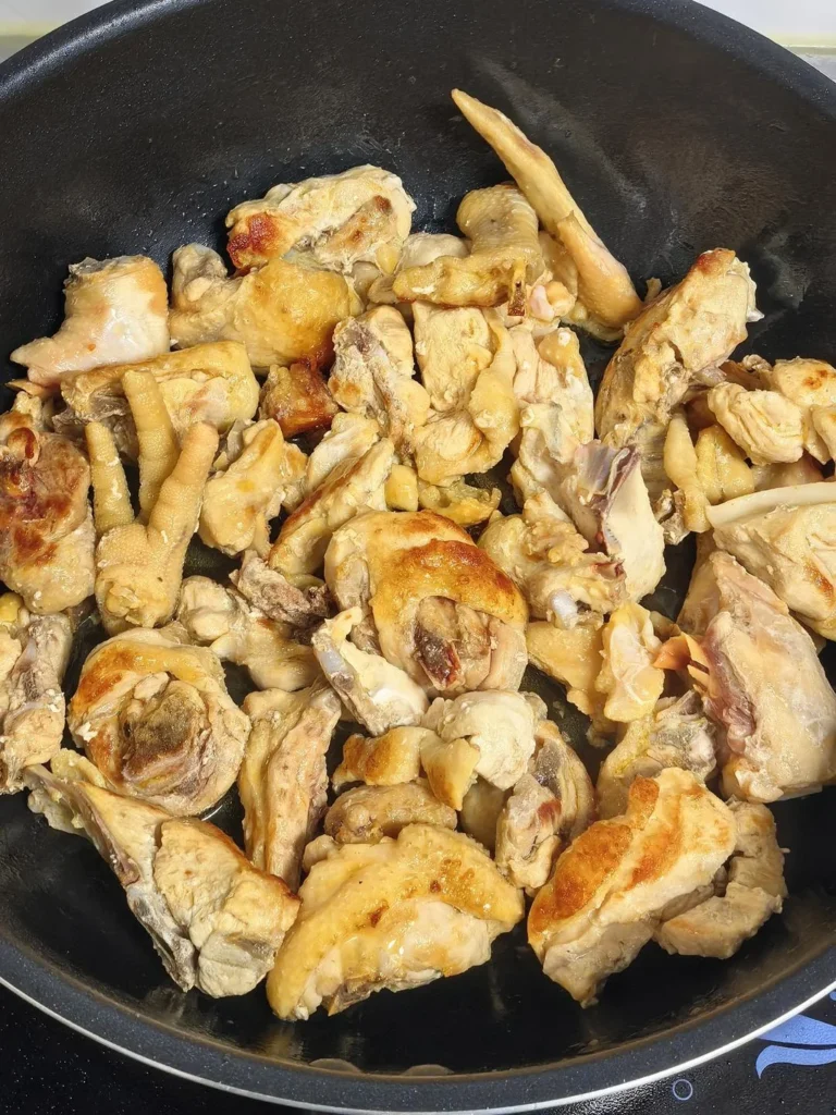 Soy Sauce Braised Chicken with Potatoes