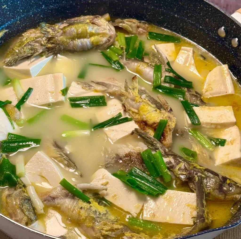 100 Home-Style Dishes Collection