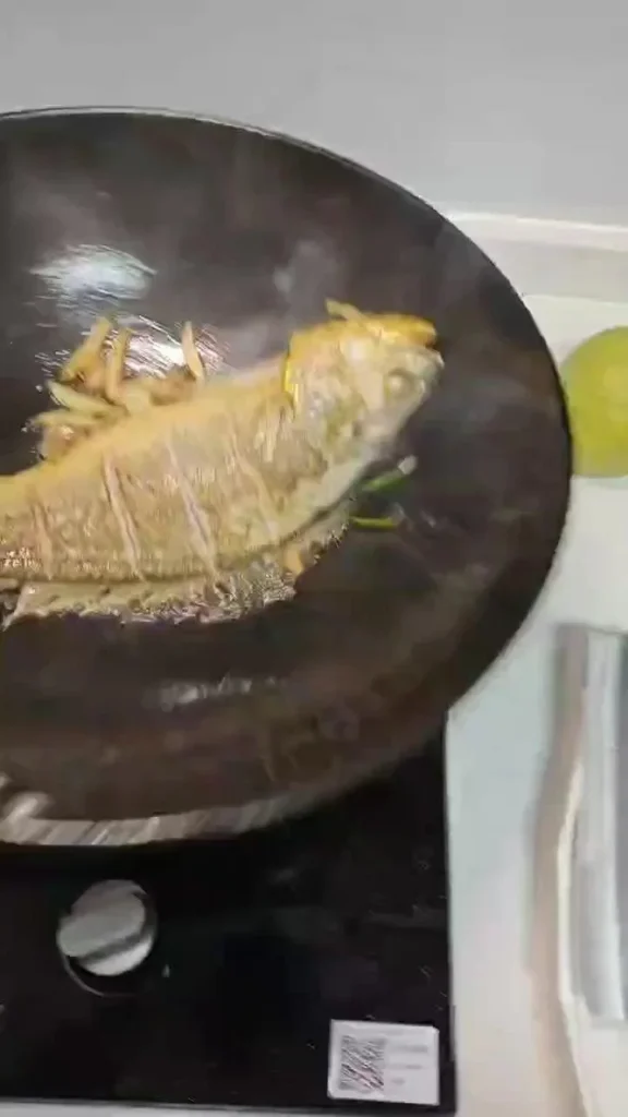 Taizhou-Style Braised Yellow Croaker