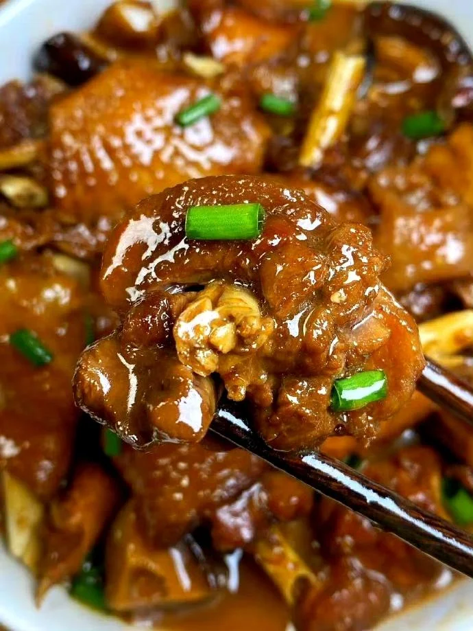 Chicken Stew with Mushrooms