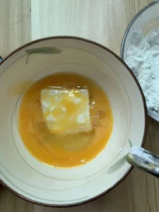 Pan-Fried Tofu with Egg Coating