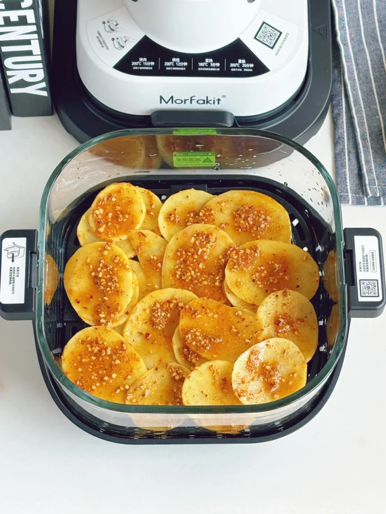 Air Fryer Spicy Potato Slices