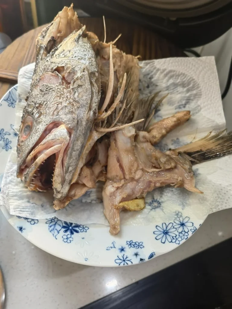 Wenzhou-Style Braised Miányú Fish Head with Tofu