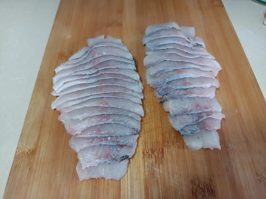 The Correct Way to Fillet and Velvety Fish Slices