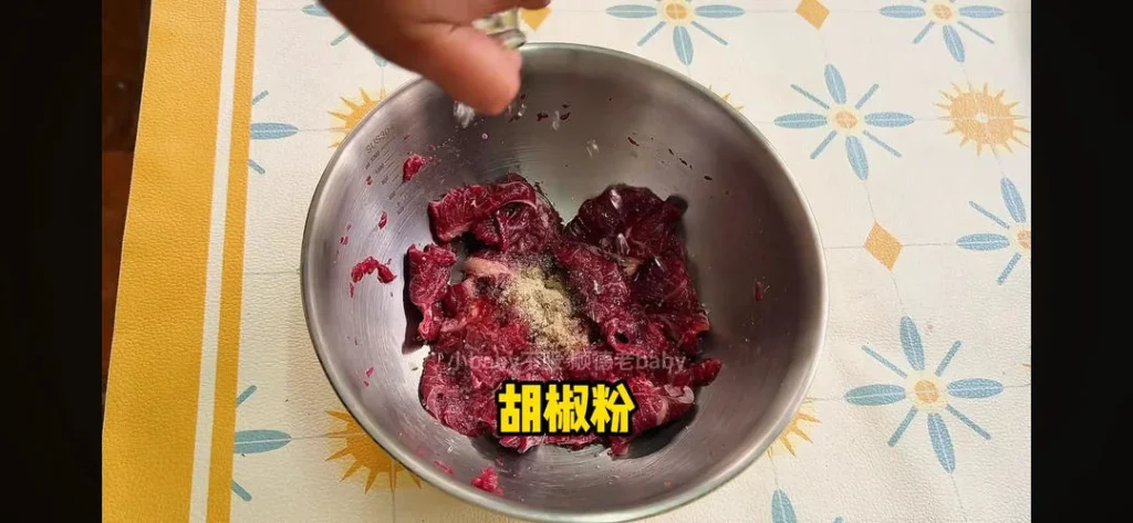 Cantonese-Style Marinated Beef (Tender & Crispy Stir-Fry)