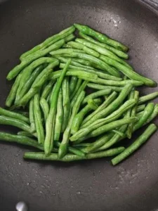 Braised Beef with Green Beans