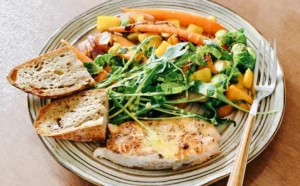 Low-Fat Salmon & Vegetable Medley