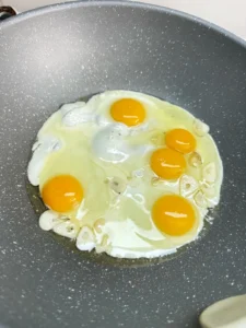 Rice-Stealing Gongjin Burst Eggs