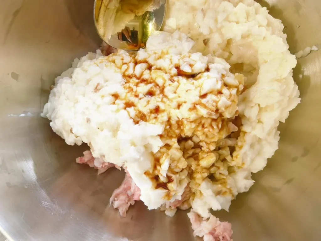 Steamed Yam and Pork Meatballs