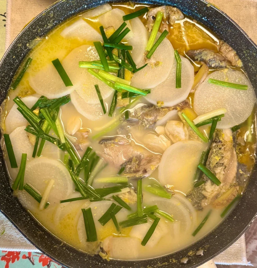 100 Home-Style Dishes Collection