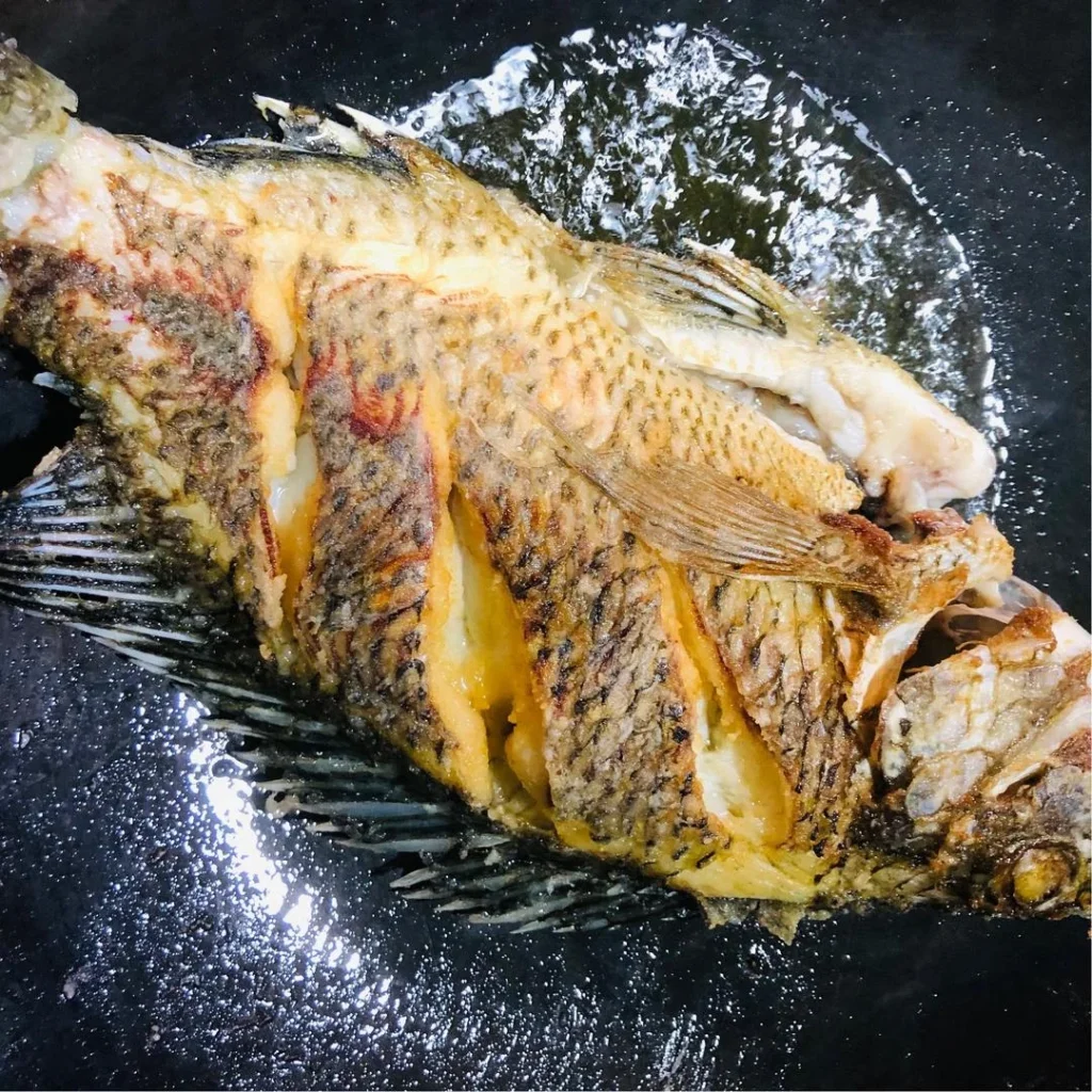 Tips for Pan-Frying Fish Without Breaking the Skin