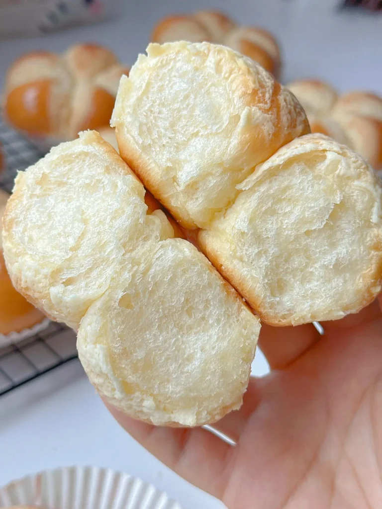Snow Velvet Flower Bread