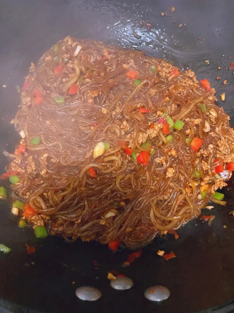 Ants Climbing a Tree (Spicy Minced Pork with Glass Noodles)