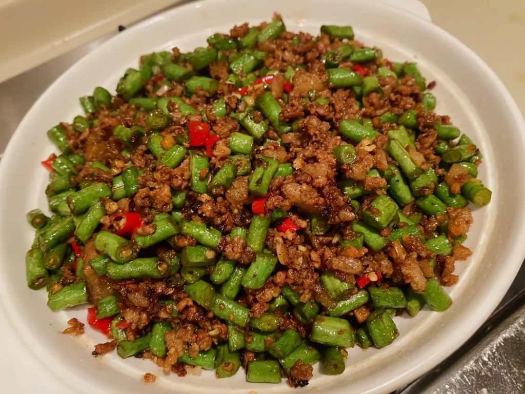 Easy Spicy Stir-Fried Pork with Green Beans