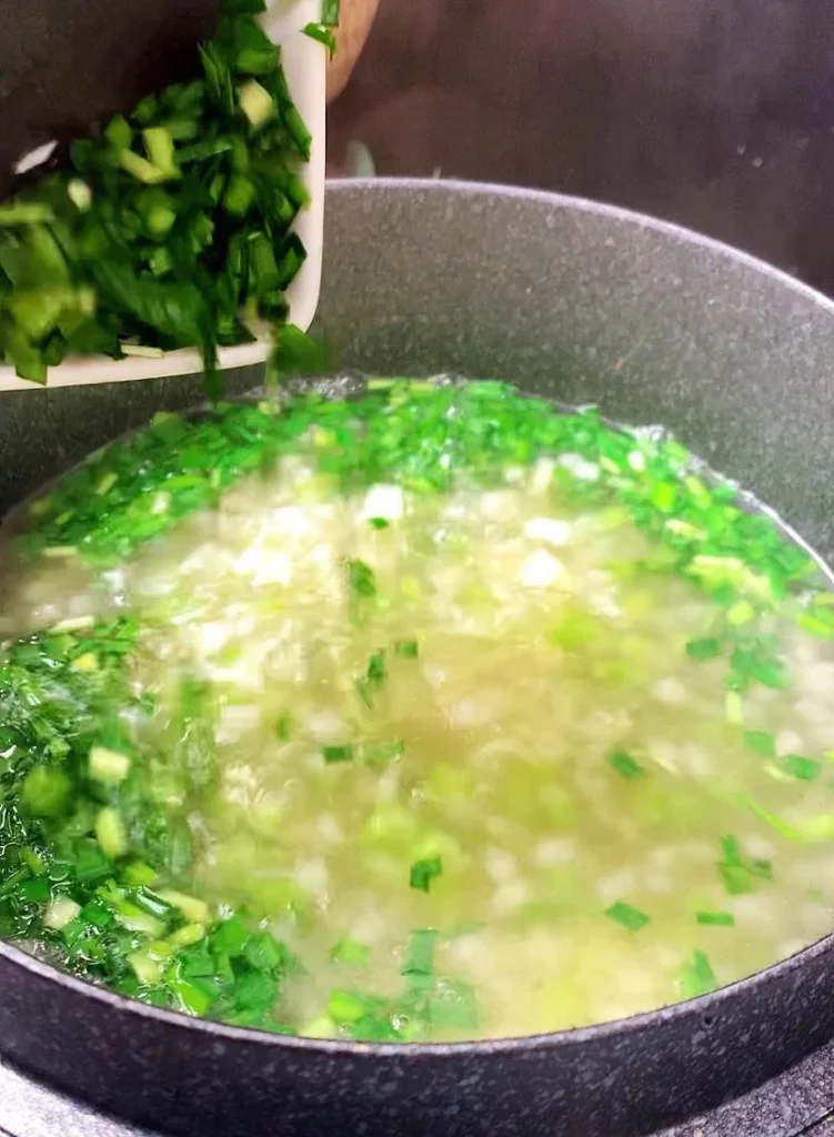 Seven-Treasure Soup for Spring Awakening