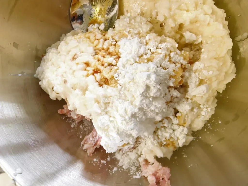 Steamed Yam and Pork Meatballs