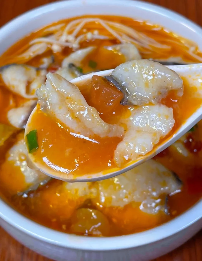 Tomato Sour Fish Slice Soup
