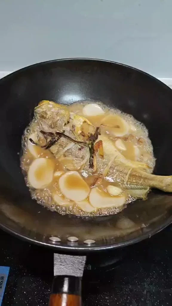 Taizhou-Style Braised Yellow Croaker