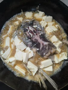 Wenzhou-Style Braised Miányú Fish Head with Tofu
