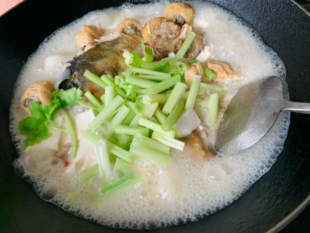 Fish Head Tofu Soup (Small Batch)