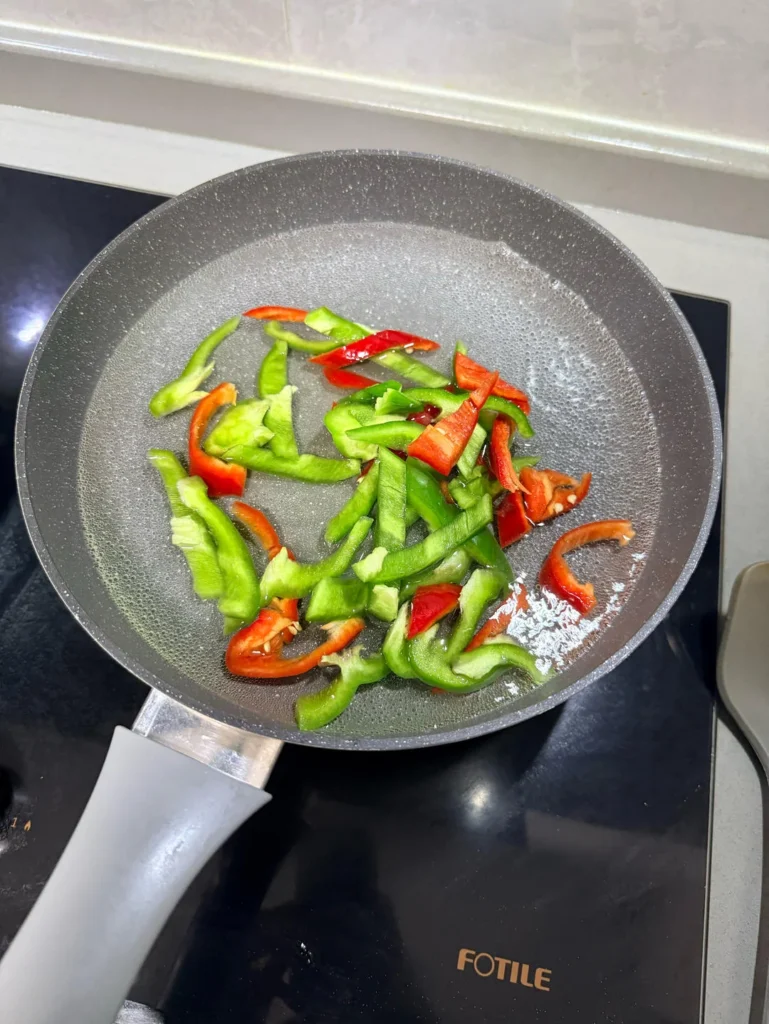 Stir-fried Beef with Bell Peppers