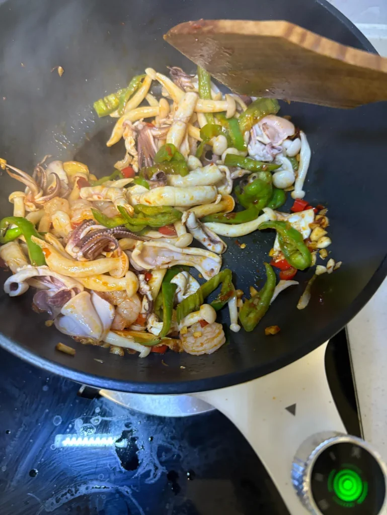 Squid Braised Noodles