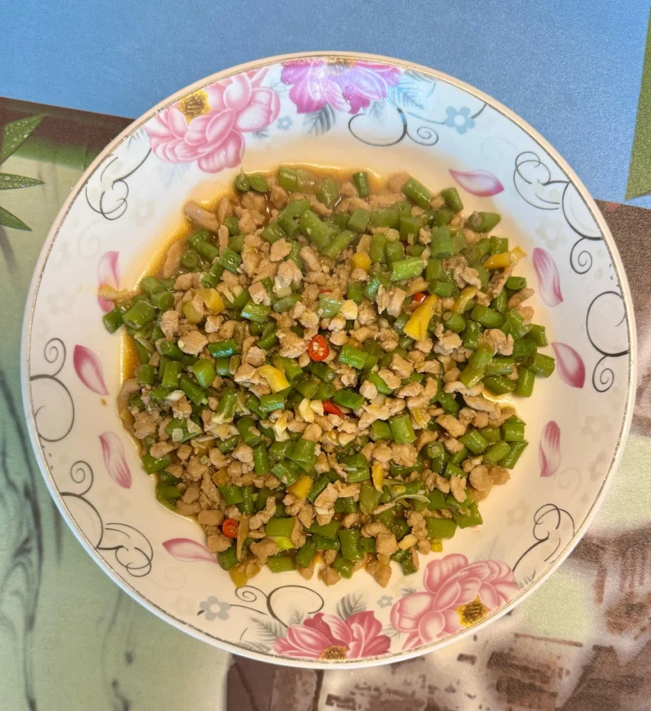 100 Home-Style Dishes Collection