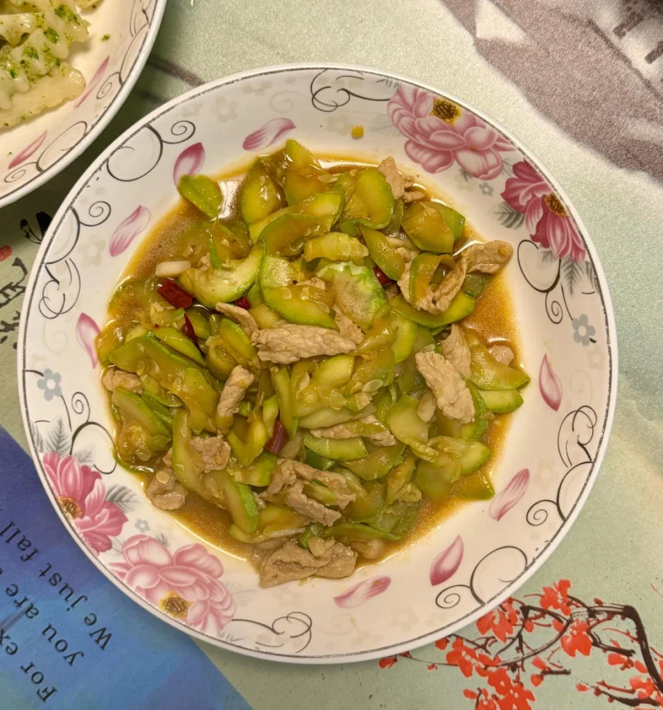 100 Home-Style Dishes Collection