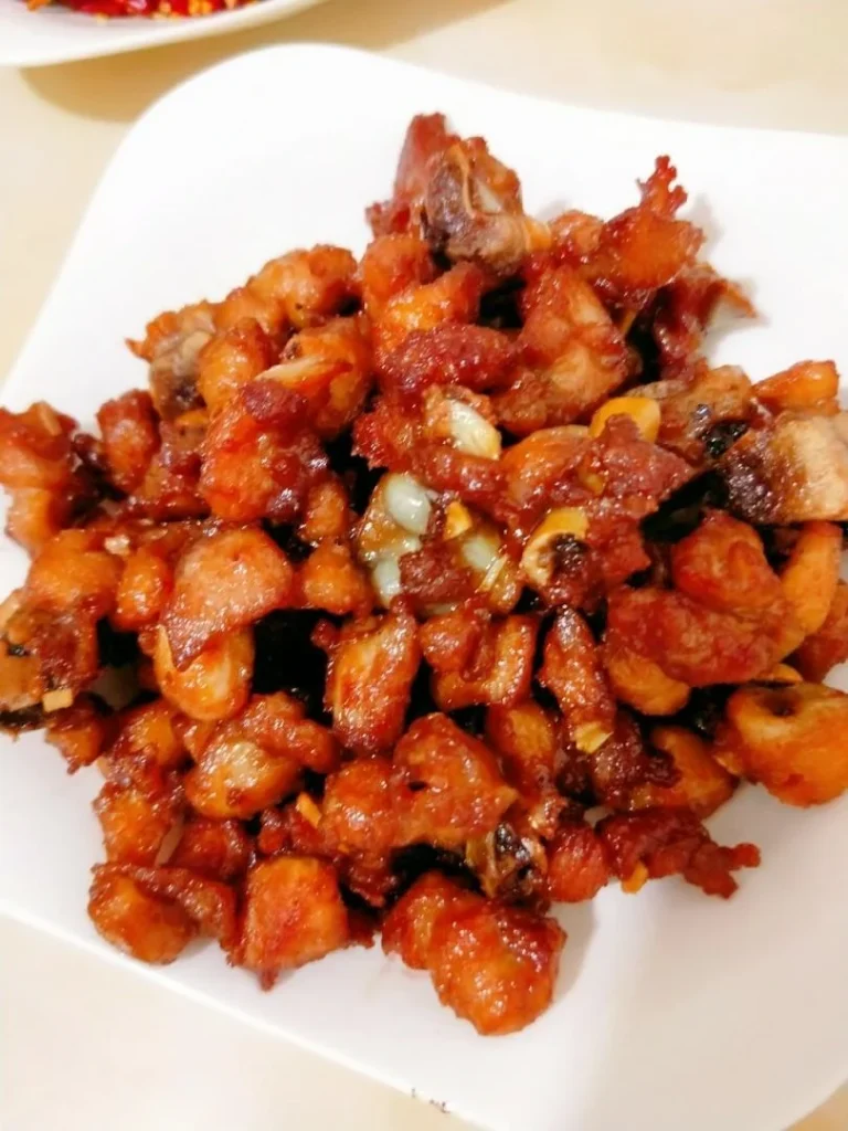 Spicy Diced Chicken with Dry Chilies