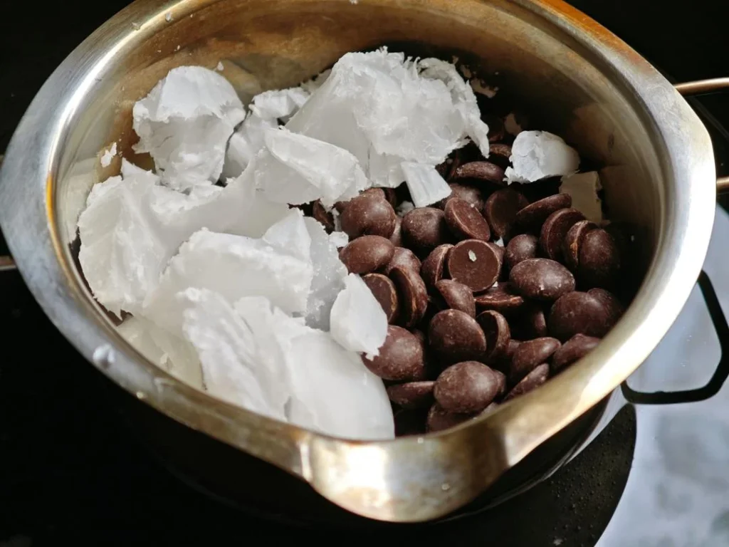 Crispy Chocolate Oat Sandwich Cookies with Cream Cheese Filling