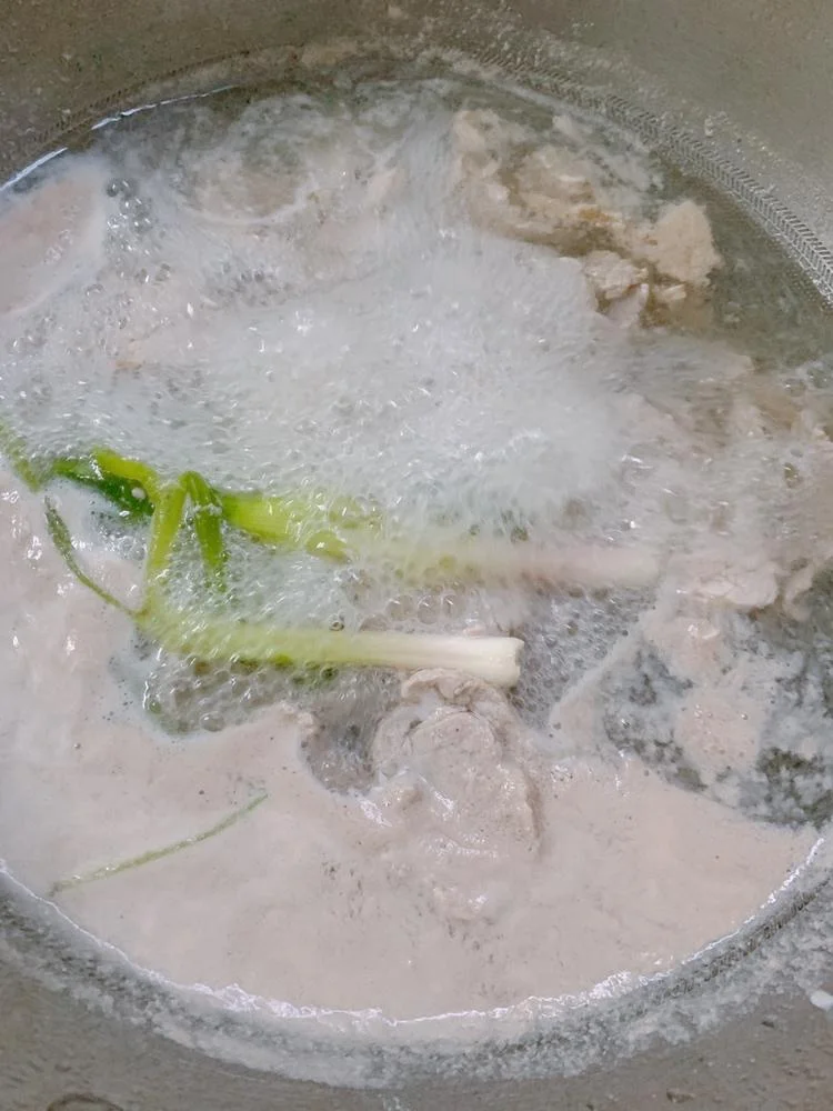 Sichuan-Style Poached Pork Tenderloin with Chili Oil Sauce