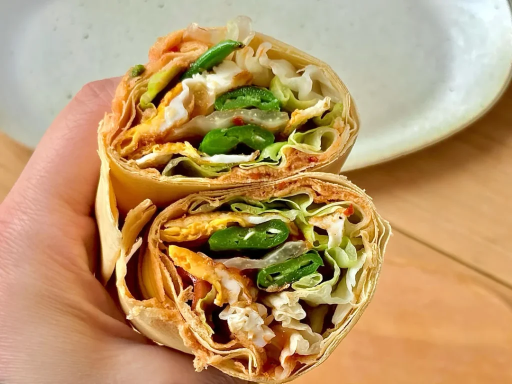 5-Minute Fat-Loss Breakfast | Quinoa Wrap with Veggies