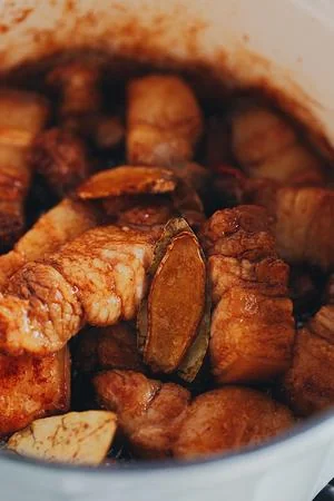 Home-Style Braised Pork Belly (No Blanching, No Oil)