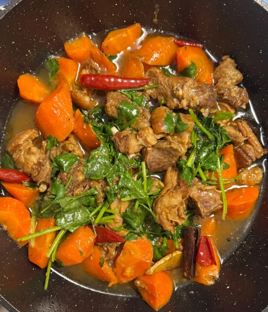 100 Home-Style Dishes Collection