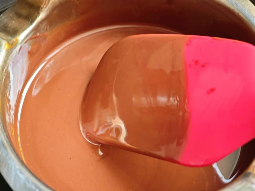 Crispy Chocolate Oat Sandwich Cookies with Cream Cheese Filling