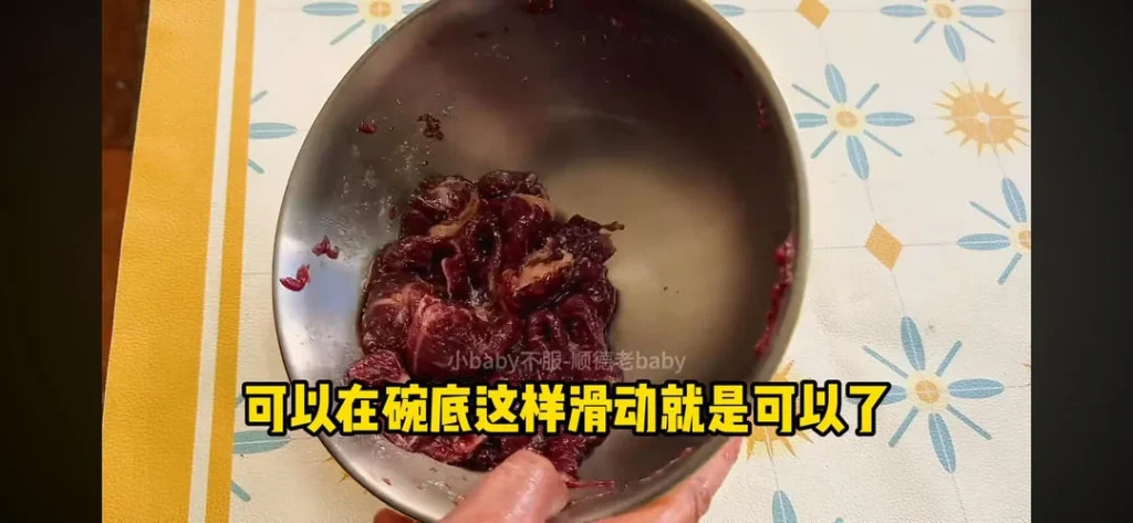 Cantonese-Style Marinated Beef (Tender & Crispy Stir-Fry)