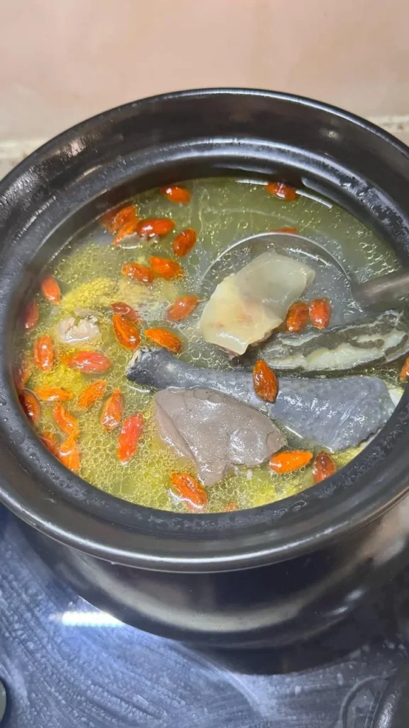 Farewell My Concubine Soup (Black Chicken & Turtle Stew)