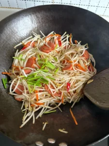 Stir-fried Bean Sprouts with Ham (Rice-Stealing Side Dish)