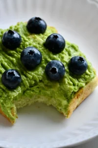 No-Cook Monday Breakfast: Avocado Toast with Blueberries