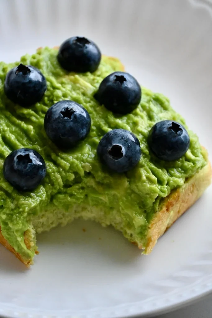 No-Cook Monday Breakfast: Avocado Toast with Blueberries