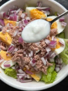 Super Delicious Low-Calorie Tuna, Egg & Cucumber Pasta Salad