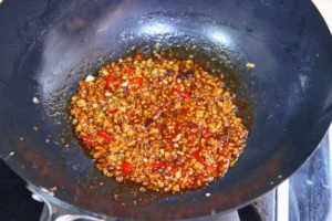 Sauce-Flavored Eggplant with Minced Pork