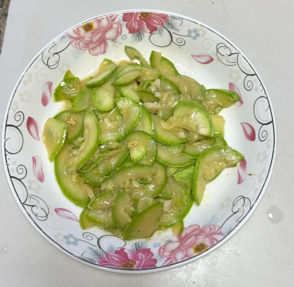 100 Home-Style Dishes Collection