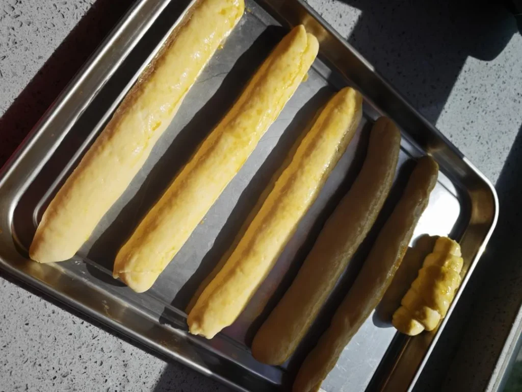 Cat’s Home Bakery ~ Caterpillar Bread