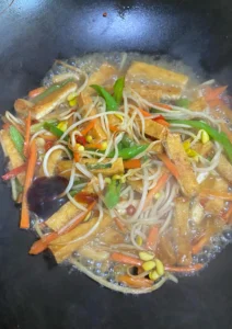 Stir-fried Soybean Sprouts with Fried Tofu Strips