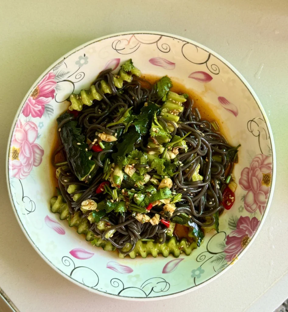 100 Home-Style Dishes Collection