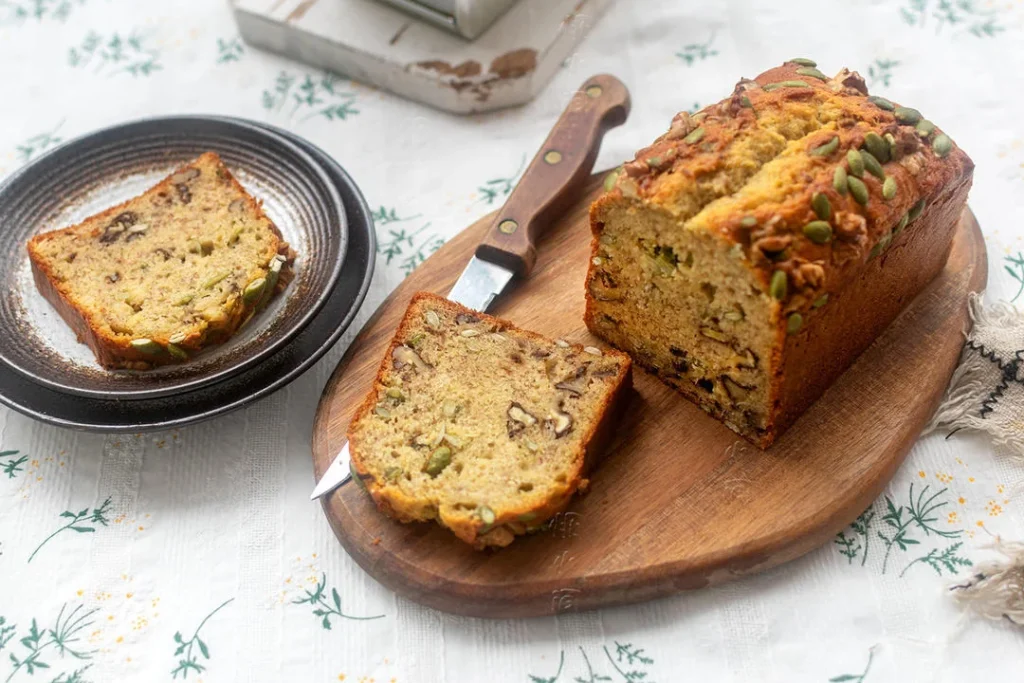 Low-Sugar, Low-Oil Banana Nut Pound Cake