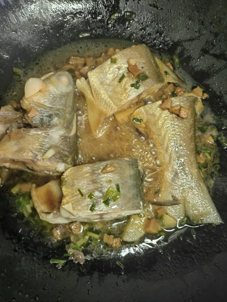 Braised Fourfinger Threadfin with Preserved Radish