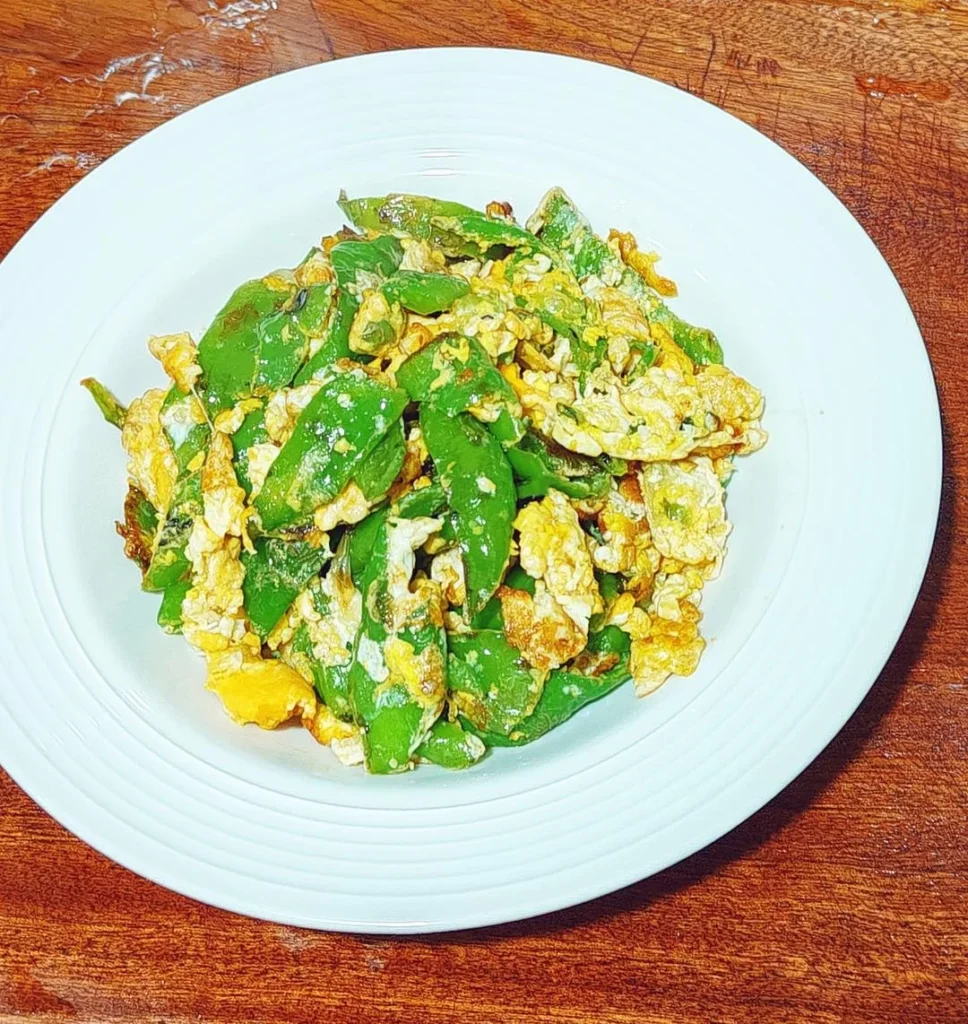 Foolproof Stir-fried Eggs with Green Peppers
